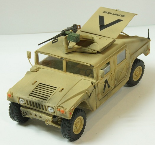 M1025 Armored carrier
