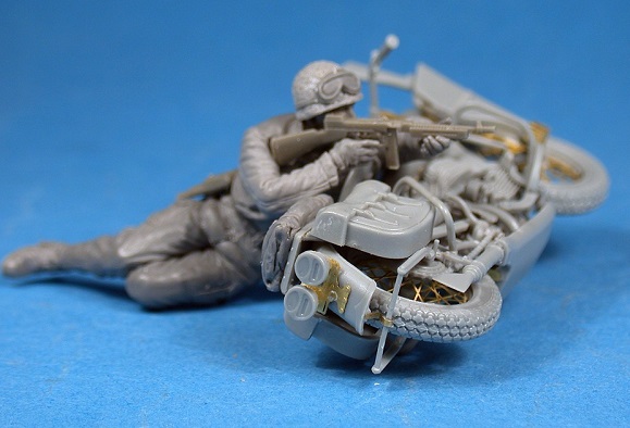 U.S. MOTORCYCLE WLA w/RIFLEMAN