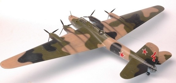 Petlyakov Pe-8