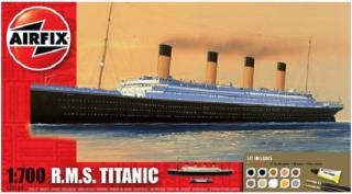 R.M.S Titanic Gift Set 1/700